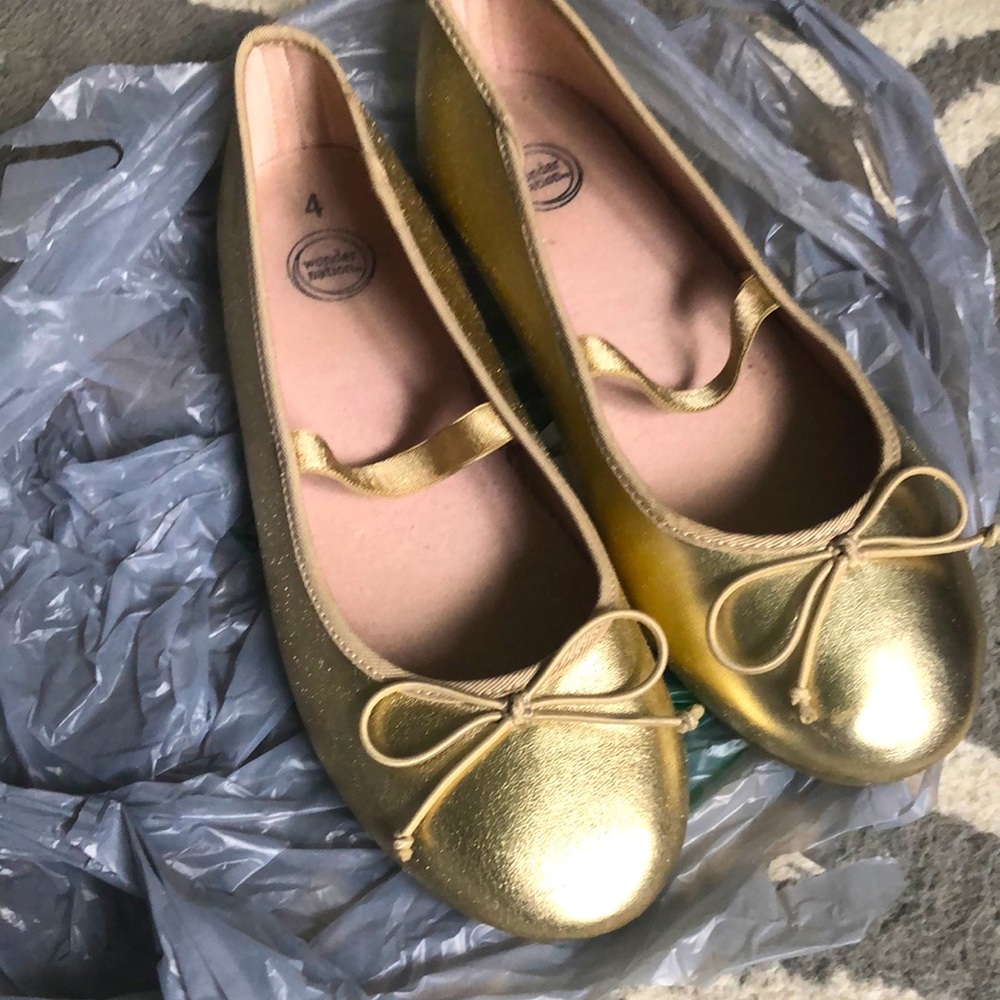 Wonder nation Gold Flats